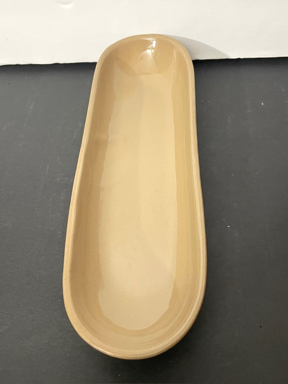 VTG Hartstone Pottery Olive Boat Celery Tray Solid Beige Earthtone Signed USA